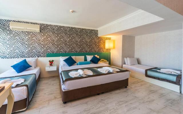 Viva Deluxe Hotel