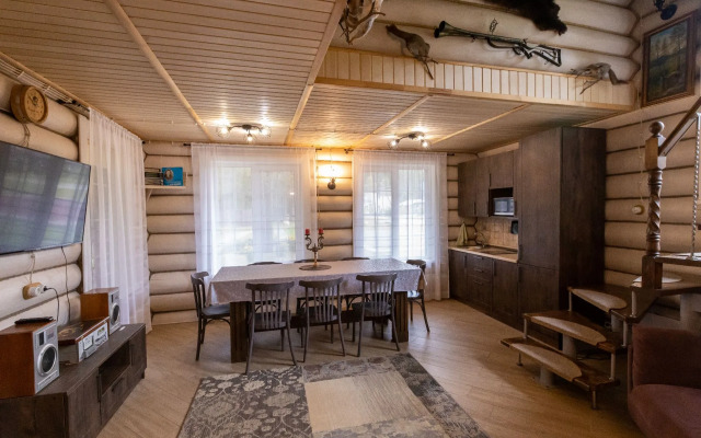 Частный дом с баней