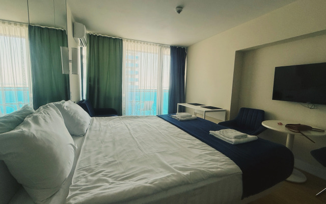 Marvella Hotel Orbi City 27th floor Apartments