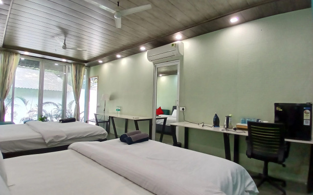 Курортный Отель Nature's Cove