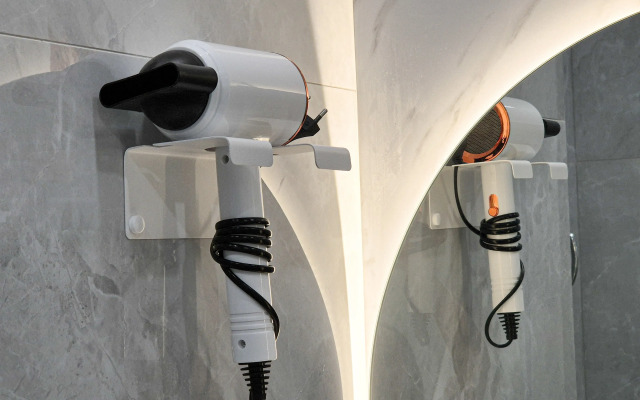 Svetlaya studiya s balkonom na 9 etazhe Flat