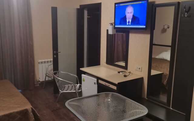 Hotel Lazurny