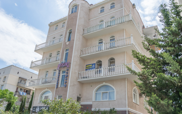 Aureliya Apartments