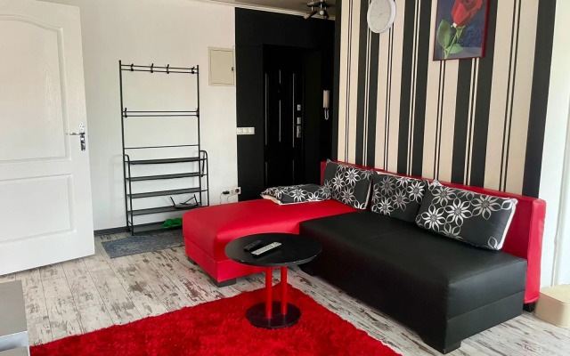 Квартира Цвета мак