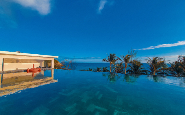 Отель Orson Hotel & Resort Con Dao