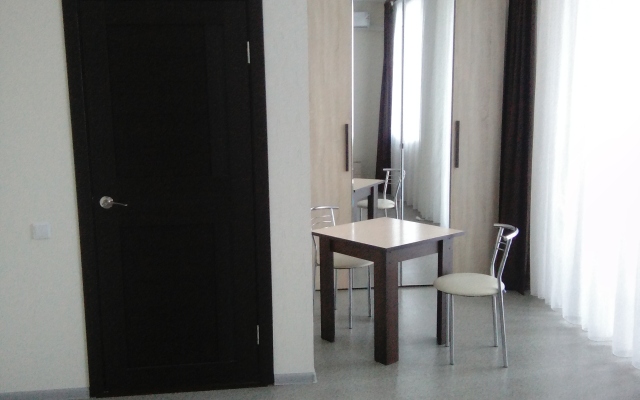 Yo-Moyo Hotel