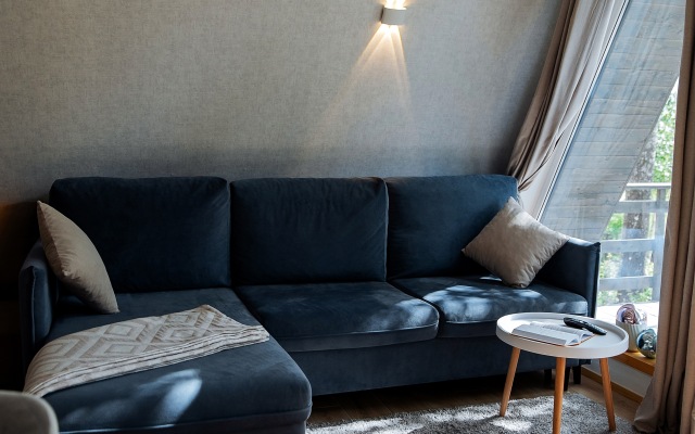 60m2 V Tikhom Lesu Guest House