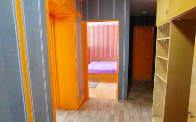 Three-room apartment in the Center