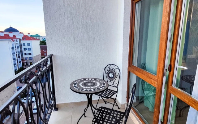 Квартира 411 Дизайн Тропик Жк Изумрудный Город