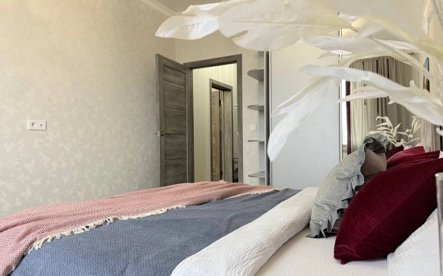 Апартаменты Евродвушка в Новом Доме