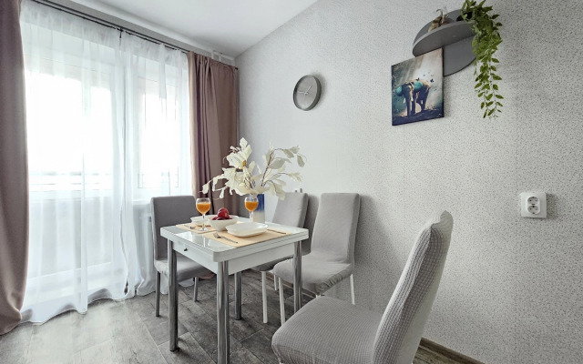 Svetloyar Flat