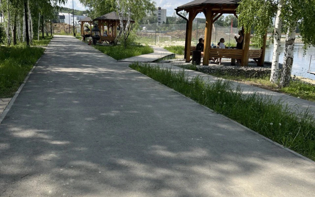 V River Parke Flat