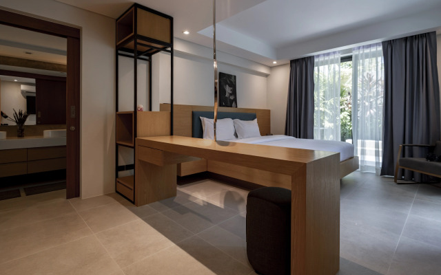 Modern Luxury Loft Riverhouse Villa