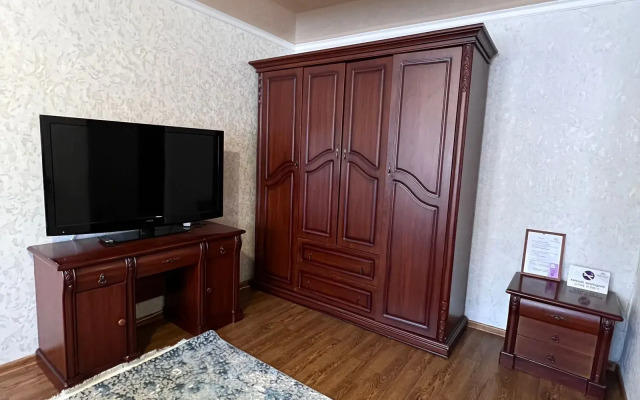 Gogolya 54 Komfortnaia Flat