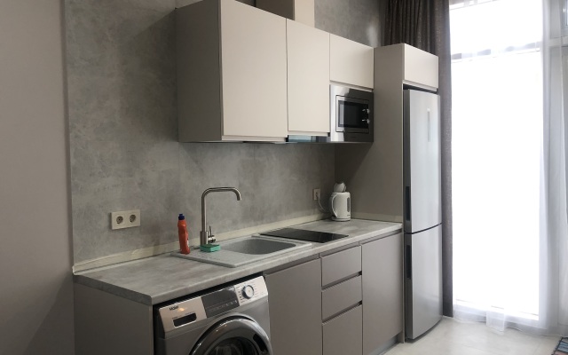 VIP Krasivye Glazki Flat