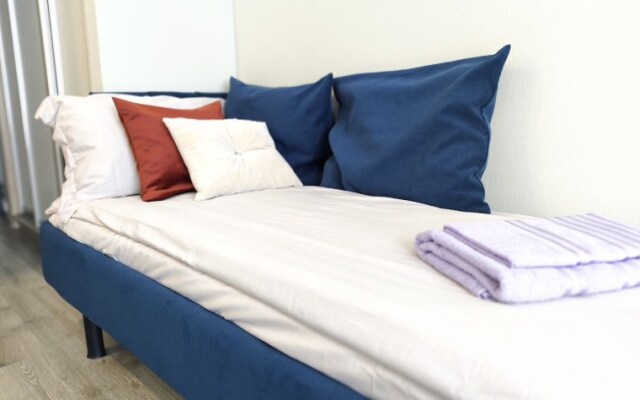 Novye U Metro Dlya 3 gostey Apartments
