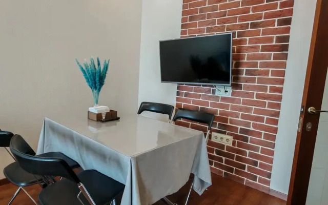 Na Prospekte Okeanskiy 54 Flat