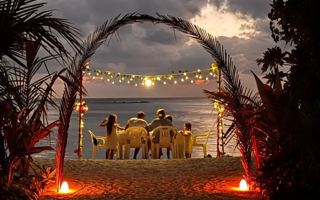 Thoddoo Sunny Beach Guest house