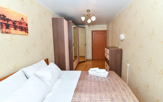 Ryadom S Metro Zyuzino Flat