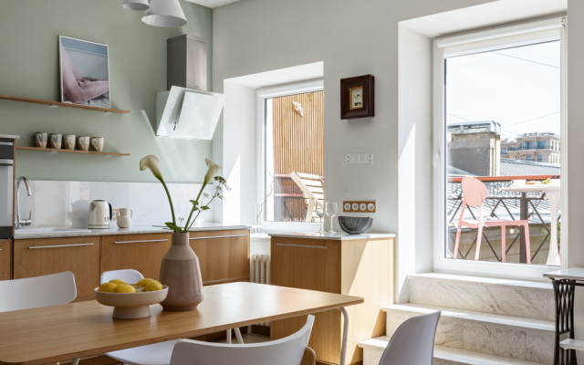 Апартаменты Gallery 130 кв.м с Террасой, Видом на Набережную Фонтанки и БДТ