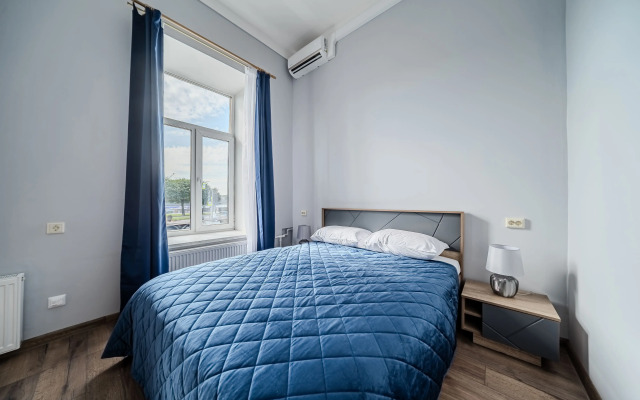 Simple Seasons River Living Quarters