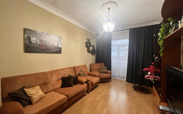 S Tremya Razdelnymi Komnatami Na Lenina Flat
