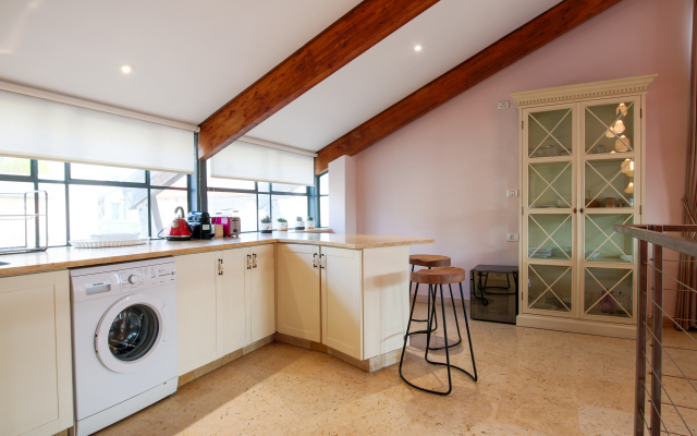 Penthouse & Jacuzzi In Neve Tzedek By Feelhome Apartments