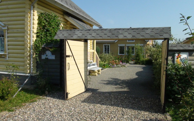 Petel Private house