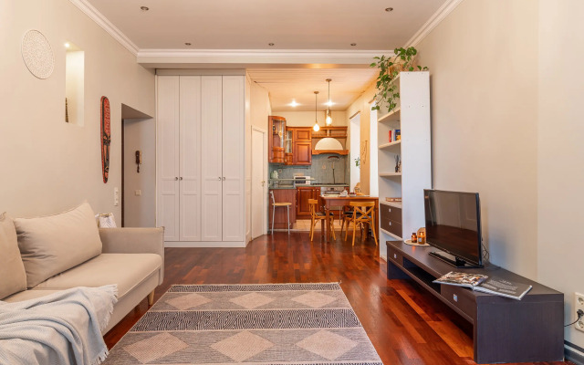 Апартаменты двухкомнатные в историческом центре Москвы