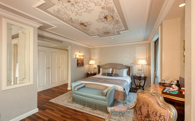 Rixos Pera Istanbul Hotel