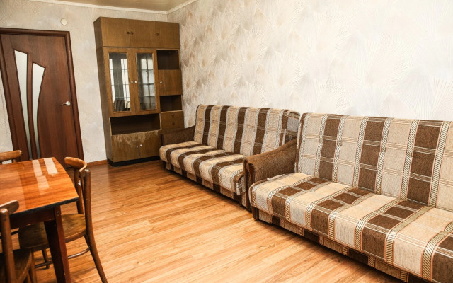 Апартаменты Трехкомнатные Первомайская 41 (8)