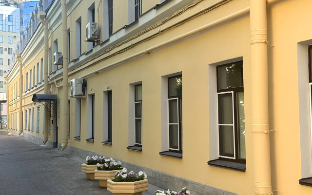 Апартаменты Невский108