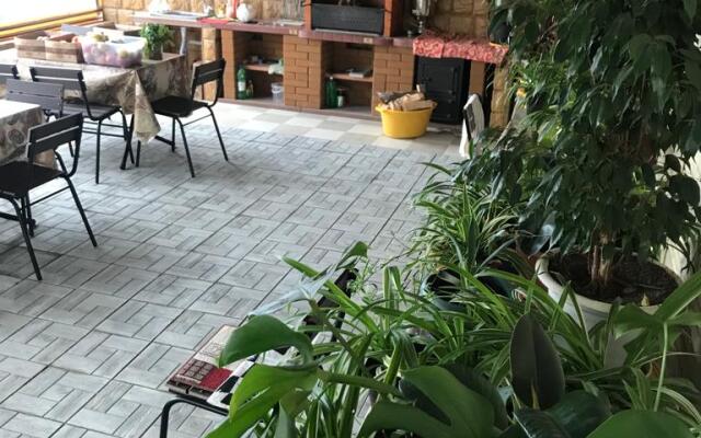 "Adam i Yeva" Guest House