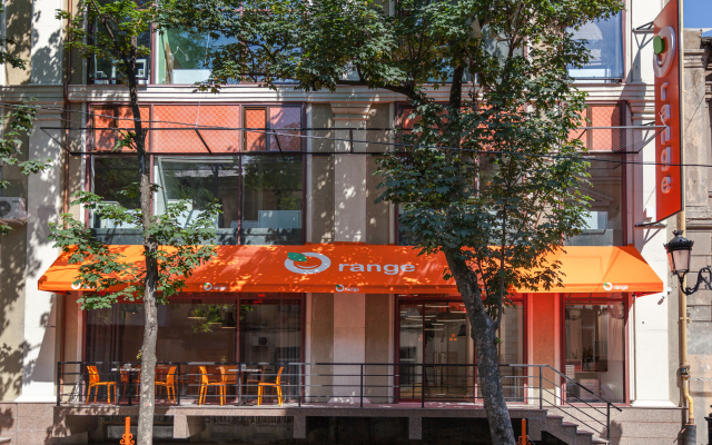 Orange Hotel