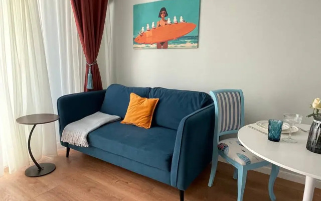 Uyutnaya S Sovremennym Remontom Flat