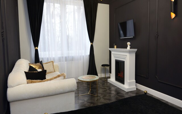 Апартаменты на Советском проспекте с камином