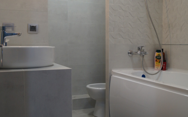 Apartamenty S Gostinnoy I 2 Spalnyami Flat