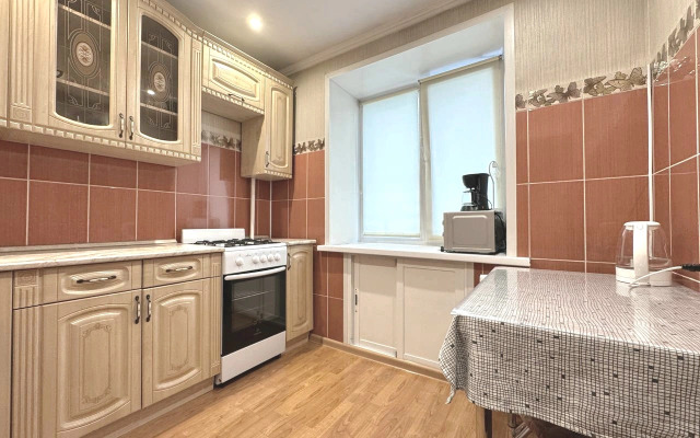 Квартира двухкомнатная в центре на Дзержинского рядом с РИАцентром