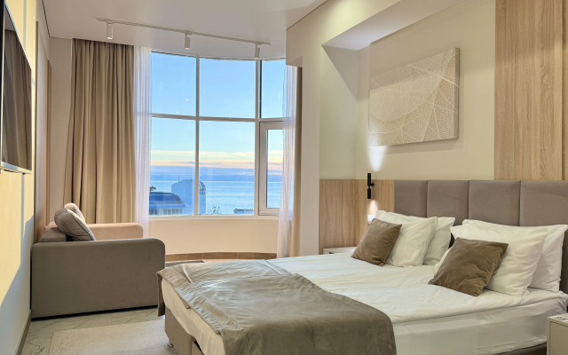 Отель Клуб Отеля Миррор