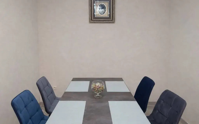 Апартаменты 5 звезд на Шамиля Джигкаева 1А