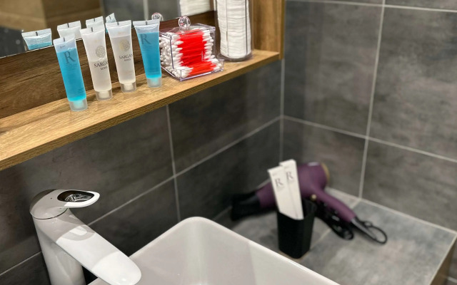 Квартира на Партизана Железняка 48И