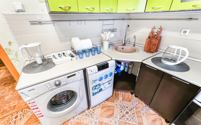 S zaseleniyem Lutshiy servis Posutochno50 Flat