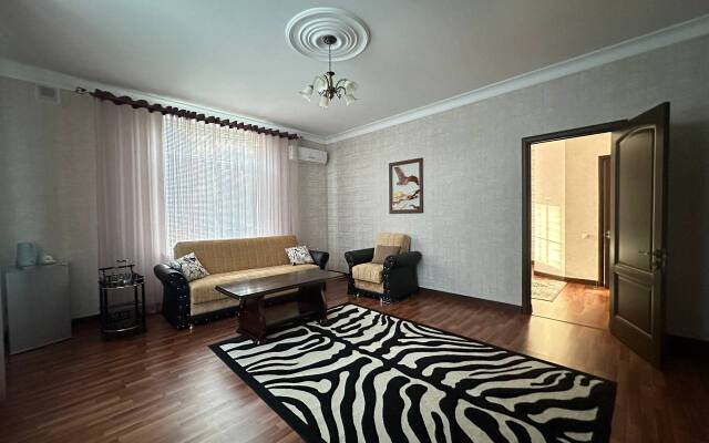 Гостевой дом Retro Hall