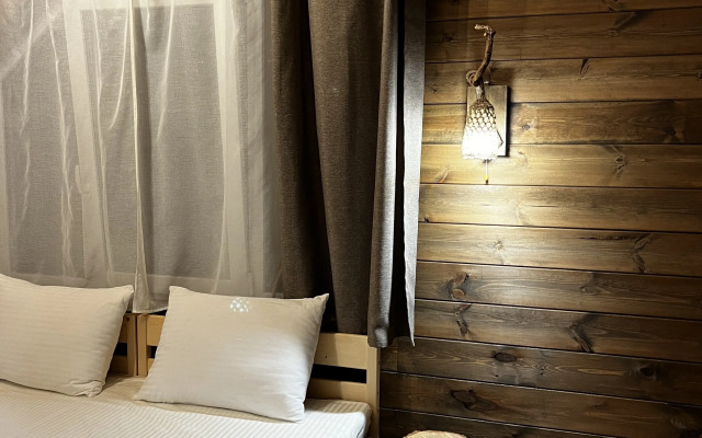 Khvoya Guest House