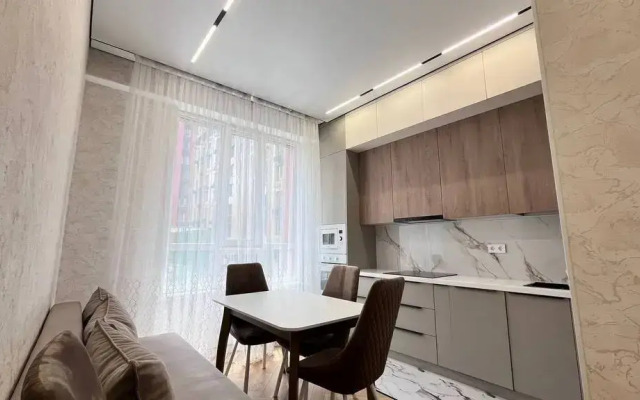 Yevrodvushka ryadom s Mega Parkom Flat