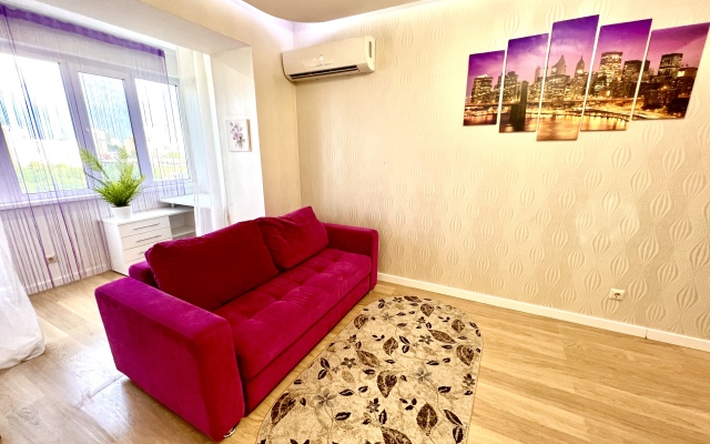 Studiya na 13-m Etazhe v ZHK Sovremennik Apartments
