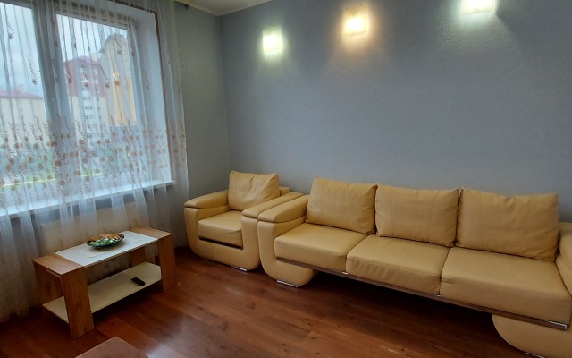 Na ulice Okruzhnoy 2 Apartments