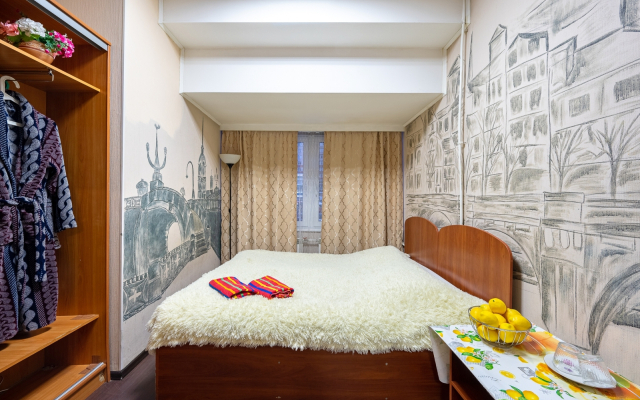 Меблированные комнаты Лимон на Есенина