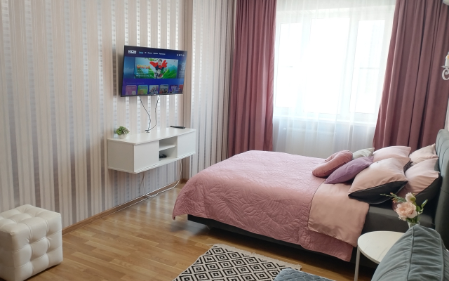 Prestizh near park Galitskogo Apartments