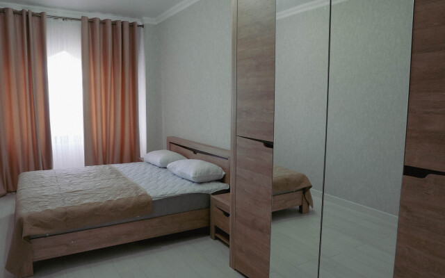 Apartment Height